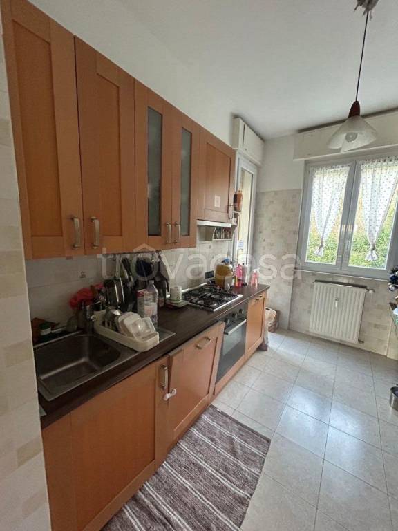 appartamento in vendita a Genova in zona Staglieno