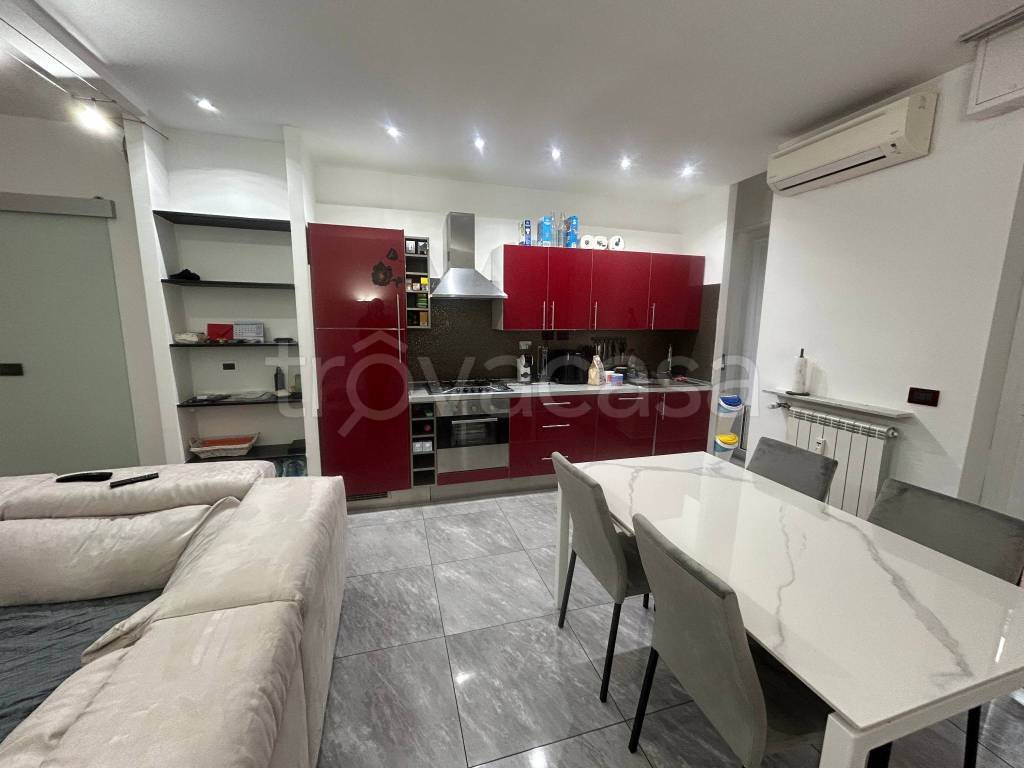 appartamento in vendita a Genova in zona Molassana