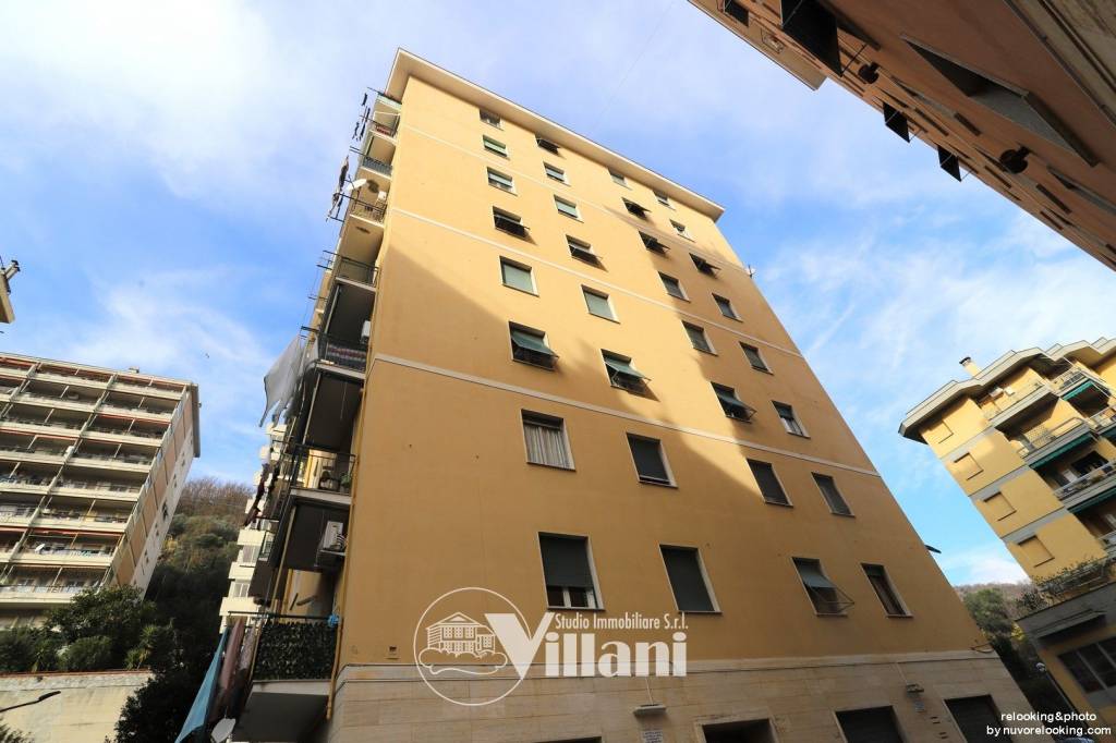 appartamento in vendita a Genova in zona Molassana