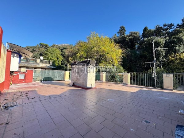 appartamento in vendita a Genova in zona DiNegro