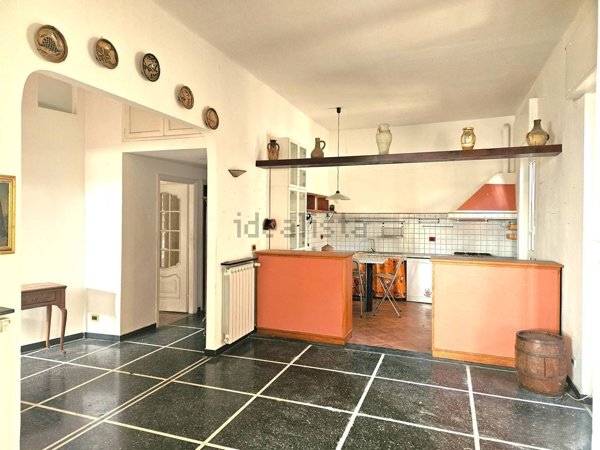 appartamento in vendita a Genova in zona Lagaccio / Granarolo
