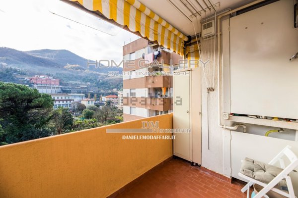 appartamento in vendita a Genova in zona Struppa