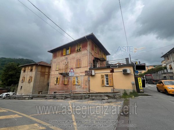appartamento in vendita a Genova in zona Pontedecimo