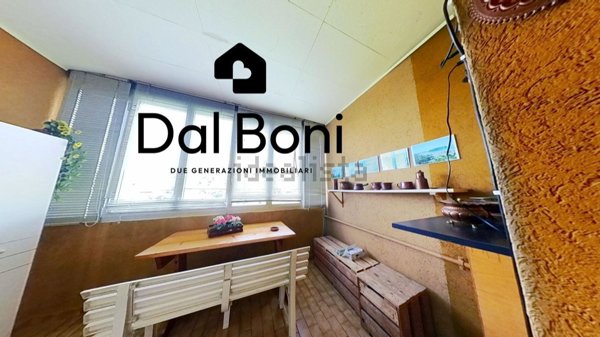 appartamento in vendita a Genova in zona Rivarolo