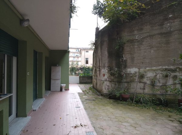 appartamento in vendita a Genova in zona Sampierdarena