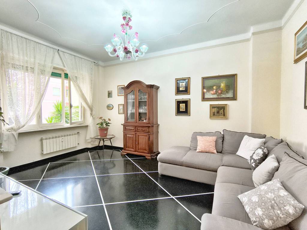 appartamento in vendita a Genova in zona Sampierdarena