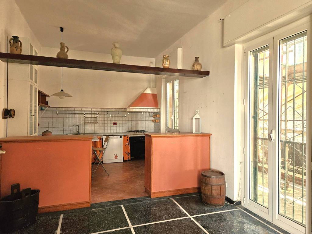 appartamento in vendita a Genova in zona Lagaccio / Granarolo
