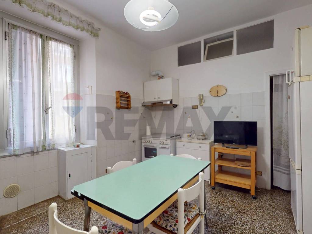 appartamento in vendita a Genova in zona Quezzi