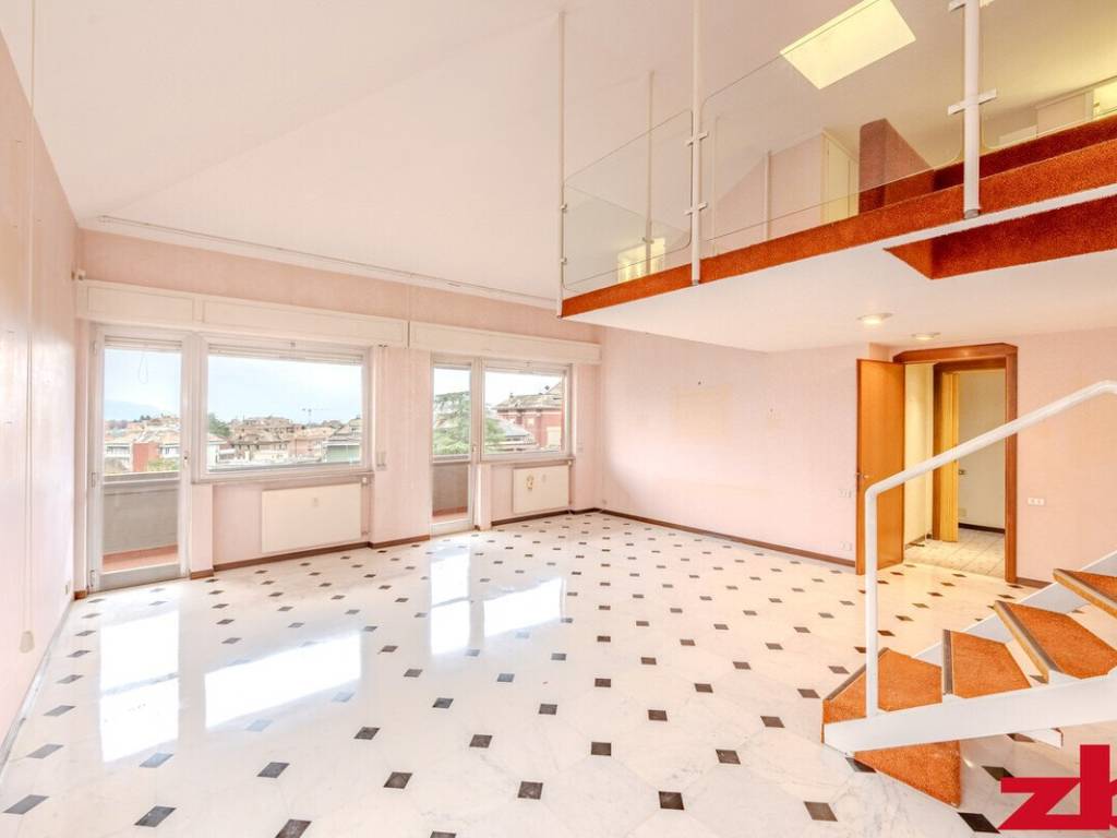 appartamento in vendita a Genova in zona Sturla