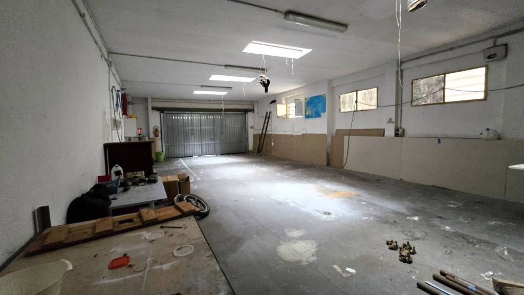 appartamento in vendita a Genova in zona Lagaccio / Granarolo