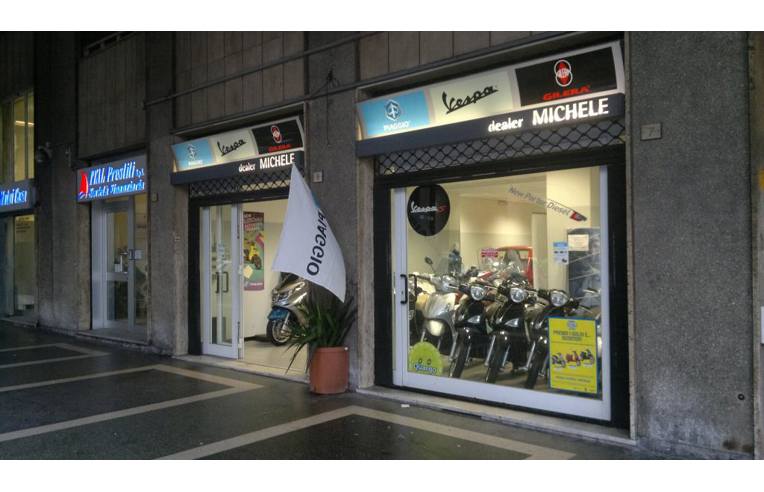 negozio in vendita a Genova in zona Sampierdarena