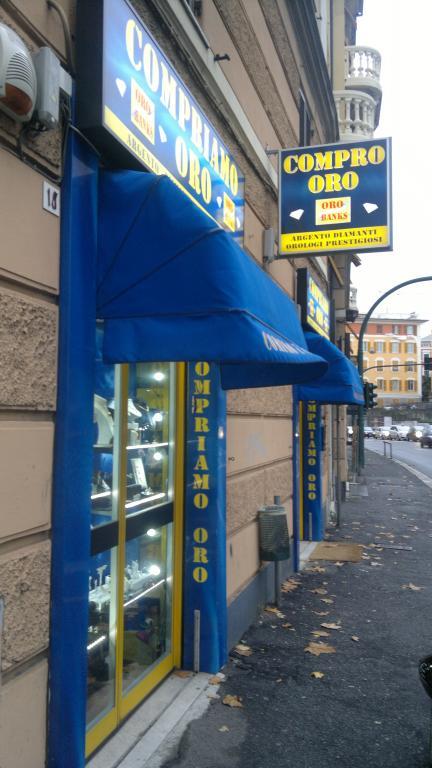 negozio in vendita a Genova in zona Cornigliano