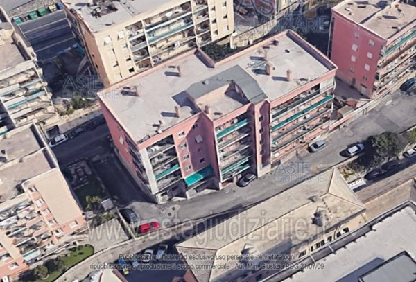 appartamento in vendita a Genova in zona Sturla