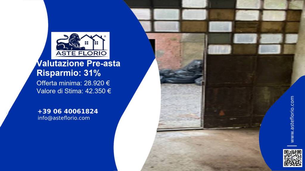 locale commerciale in vendita a Genova in zona Marassi