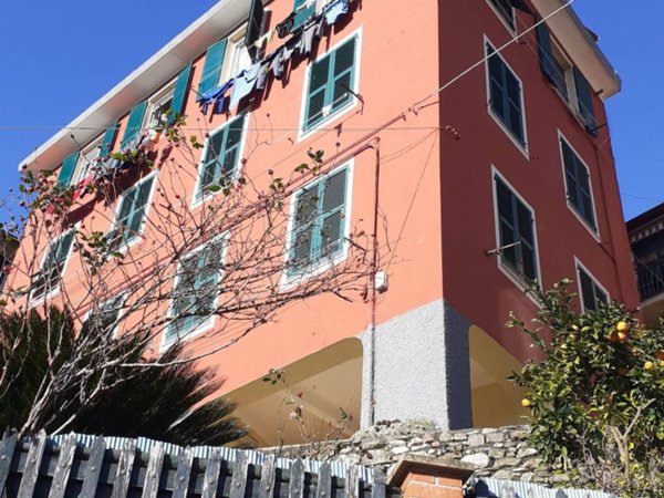 appartamento in vendita a Genova in zona Struppa