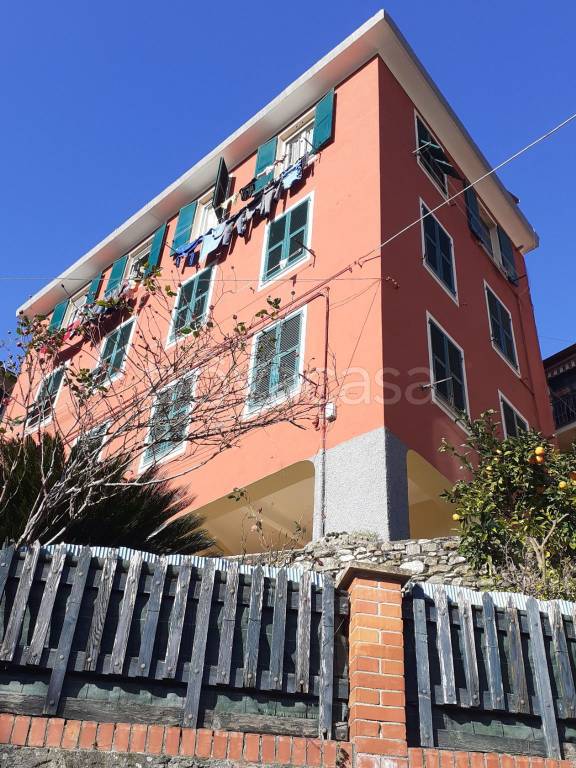 appartamento in vendita a Genova in zona Struppa