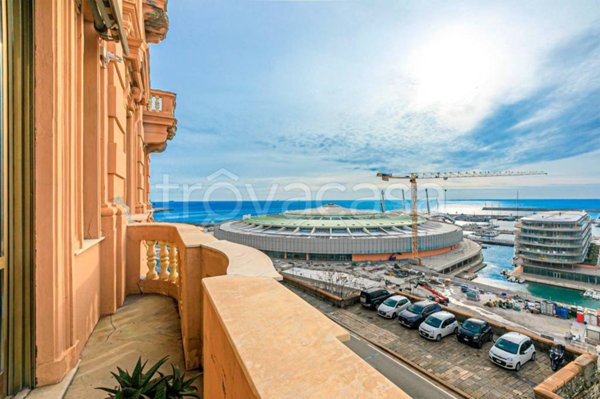 appartamento in vendita a Genova in zona Carignano