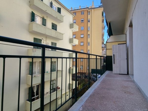 appartamento in vendita a Genova in zona Molassana