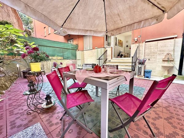 appartamento in vendita a Genova in zona Castelletto