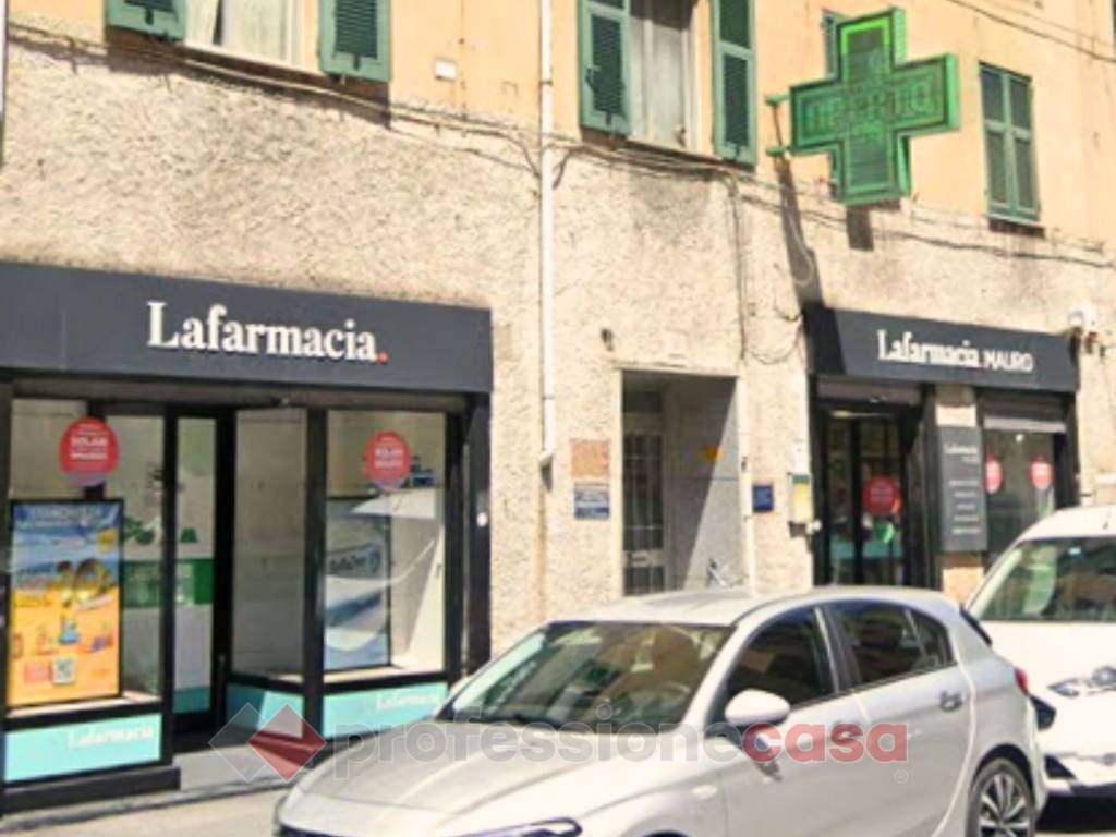 negozio in vendita a Genova in zona Cornigliano