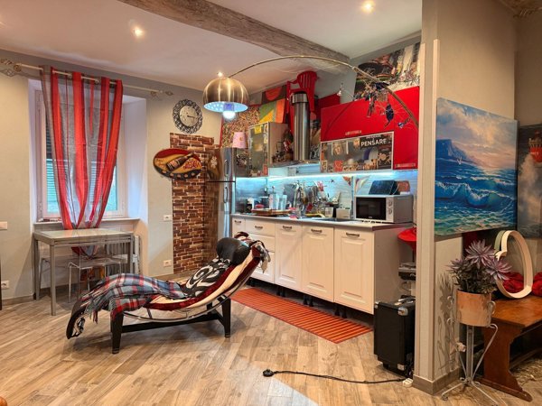 appartamento in vendita a Genova in zona Voltri