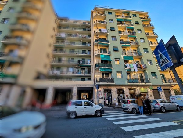 appartamento in vendita a Genova in zona Staglieno