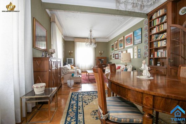 appartamento in vendita a Genova in zona Castelletto