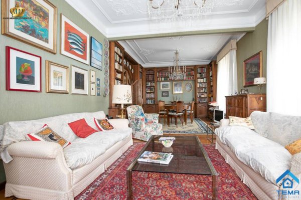 appartamento in vendita a Genova in zona Castelletto