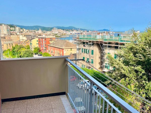 appartamento in vendita a Genova in zona Pegli