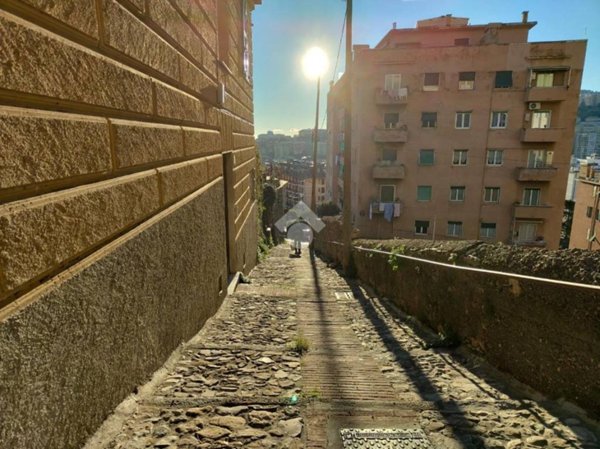 appartamento in vendita a Genova in zona Marassi