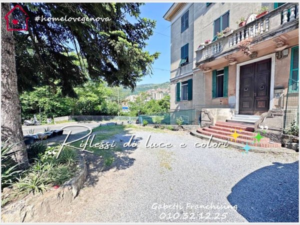 appartamento in vendita a Genova in zona Struppa