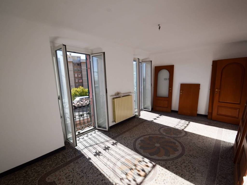 appartamento in vendita a Genova in zona Voltri