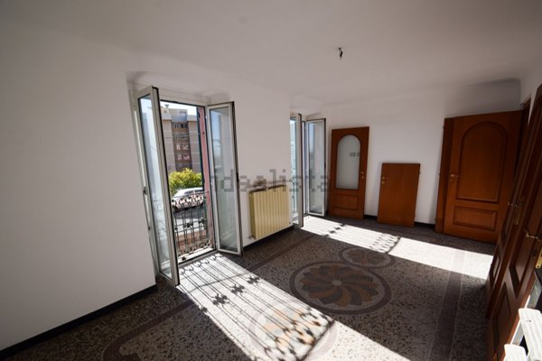 appartamento in vendita a Genova in zona Voltri