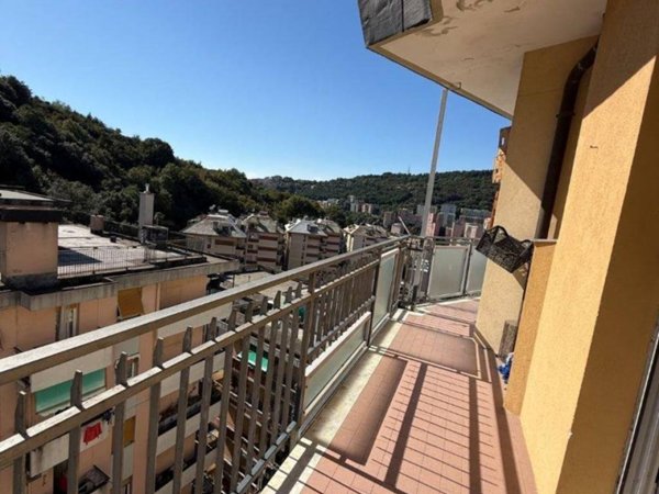 appartamento in vendita a Genova in zona Quezzi