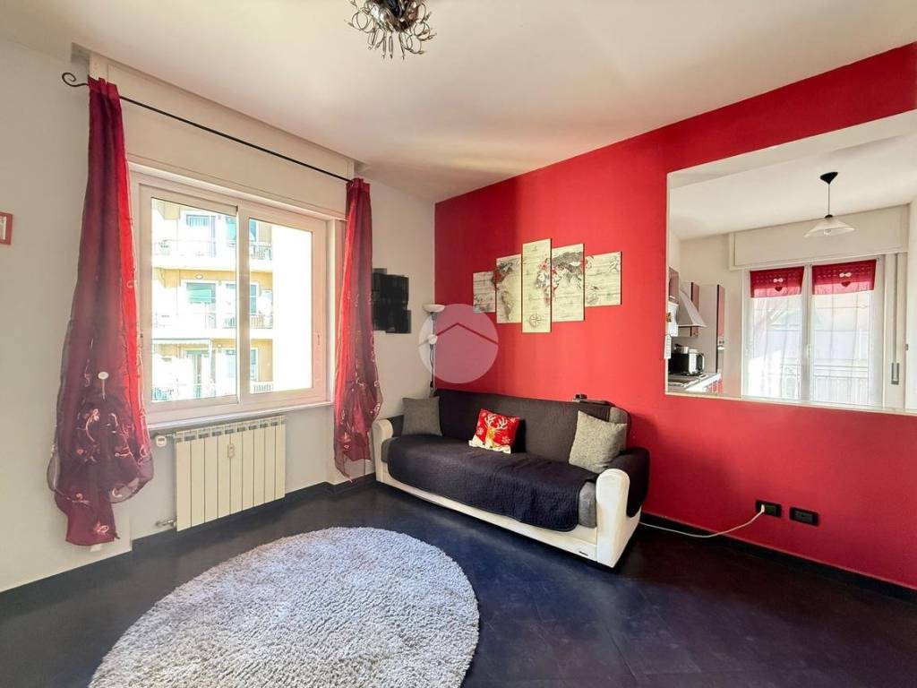 appartamento in vendita a Genova in zona Sampierdarena