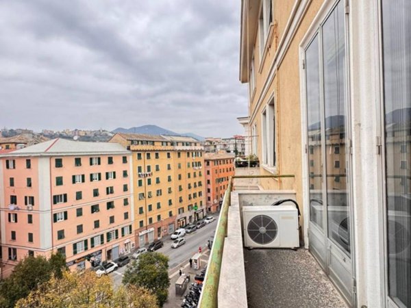 appartamento in vendita a Genova in zona Sampierdarena