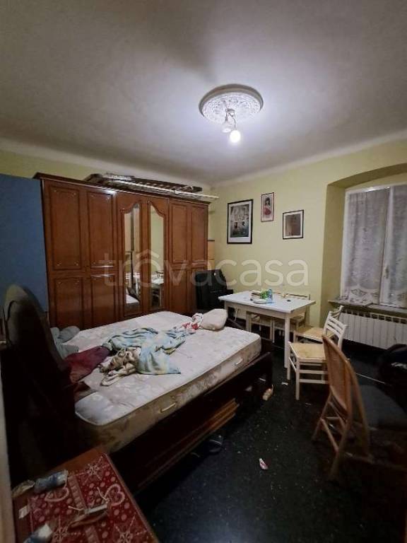 appartamento in vendita a Genova in zona Rivarolo