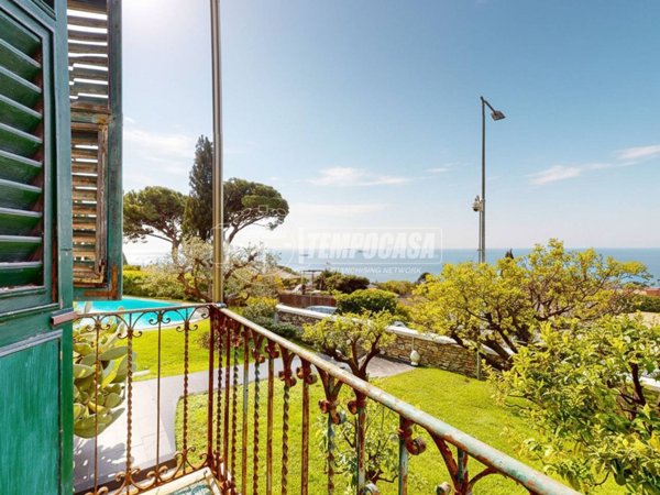 appartamento in vendita a Genova in zona Nervi