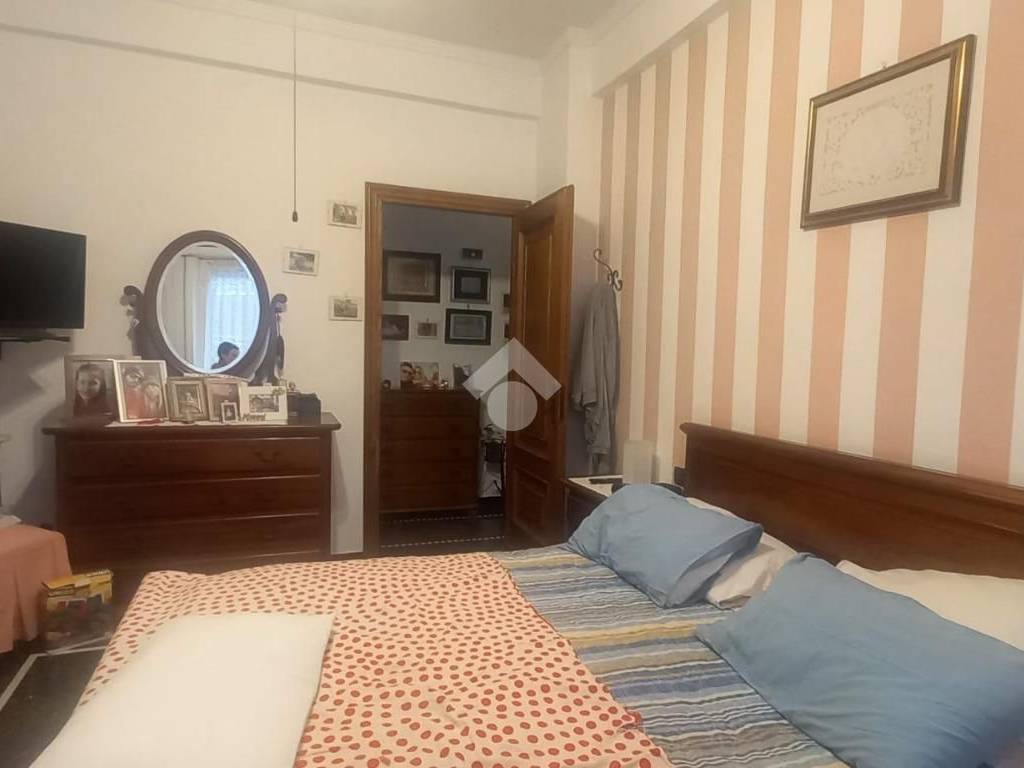 appartamento in vendita a Genova in zona Sestri Ponente