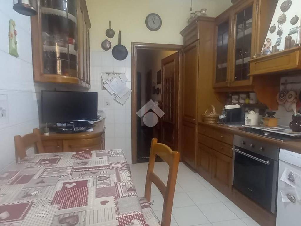 appartamento in vendita a Genova in zona Sestri Ponente