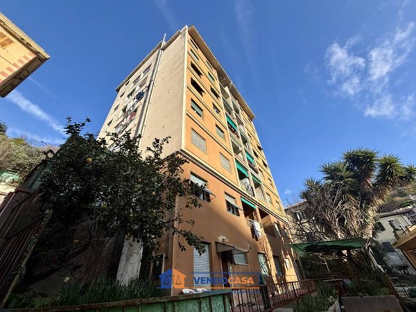 appartamento in vendita a Genova in zona Quezzi