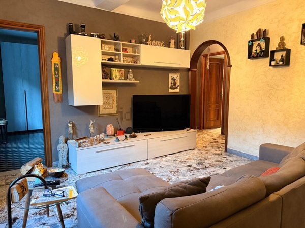 appartamento in vendita a Genova in zona Voltri