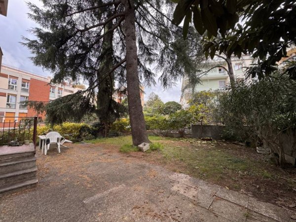 appartamento in vendita a Genova in zona Albaro