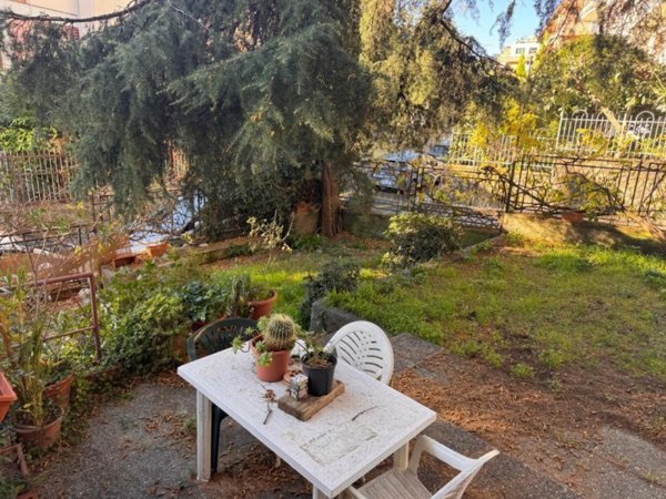 appartamento in vendita a Genova in zona Albaro