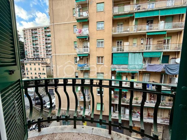 appartamento in vendita a Genova in zona Quezzi
