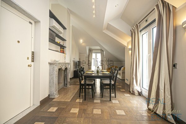 appartamento in vendita a Genova in zona Carignano