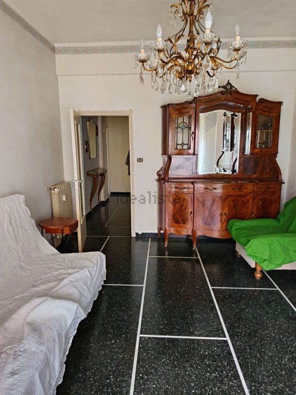 appartamento in vendita a Genova in zona Marassi