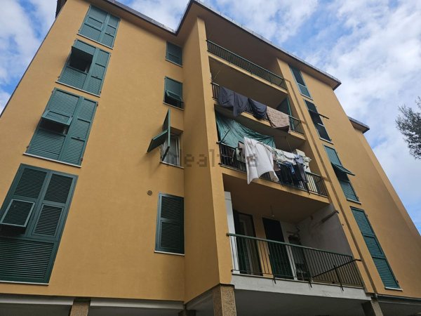 appartamento in vendita a Genova in zona Palmaro / Pra'