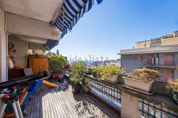 appartamento in vendita a Genova in zona Castelletto