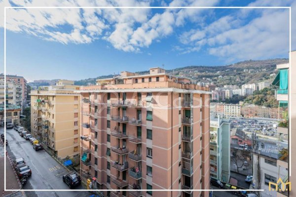 appartamento in vendita a Genova in zona Staglieno